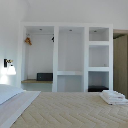 Fira Capital Rooms Exterior foto